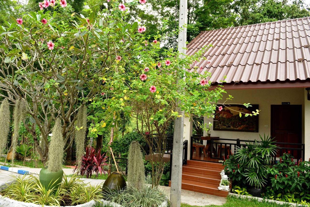 Silver Garden Resort Suan Phueng Bagian luar foto